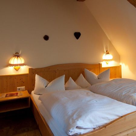 Hotel Gasthof Zur Post Wolfegg Exterior foto